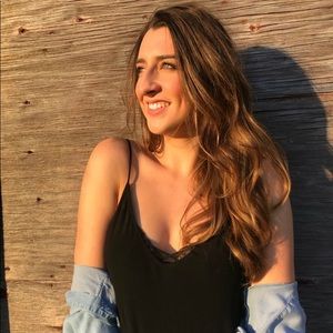 Meet your Posher, Danielle